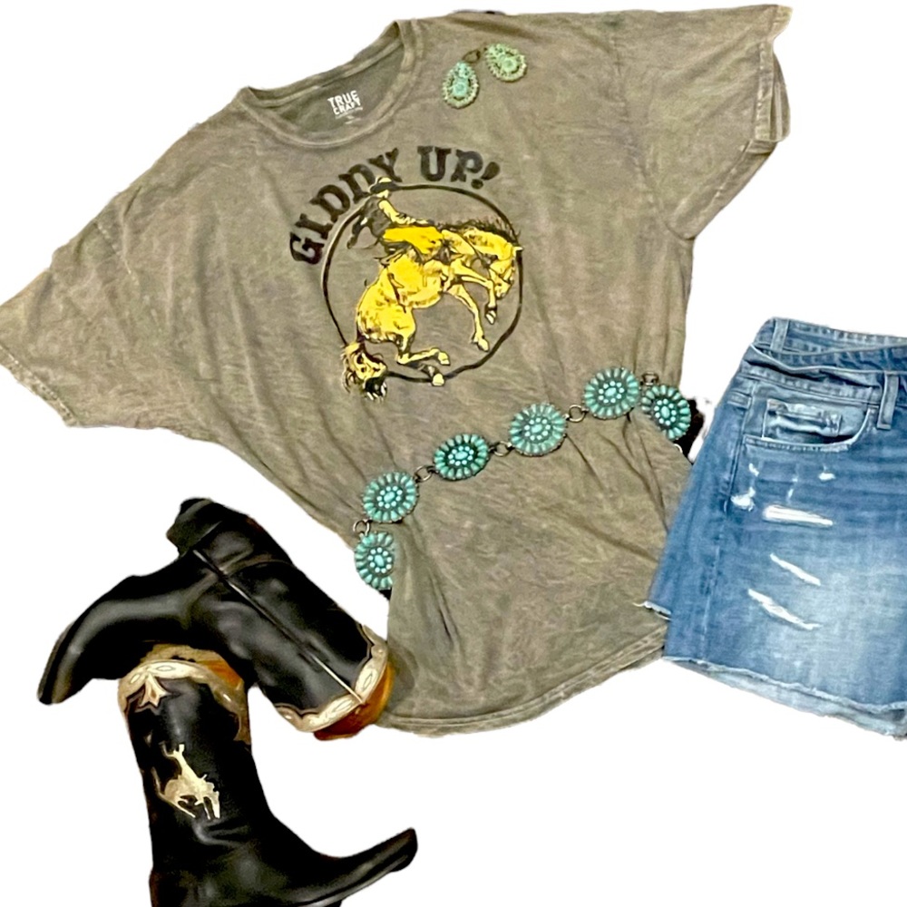 Giddy Up Tee